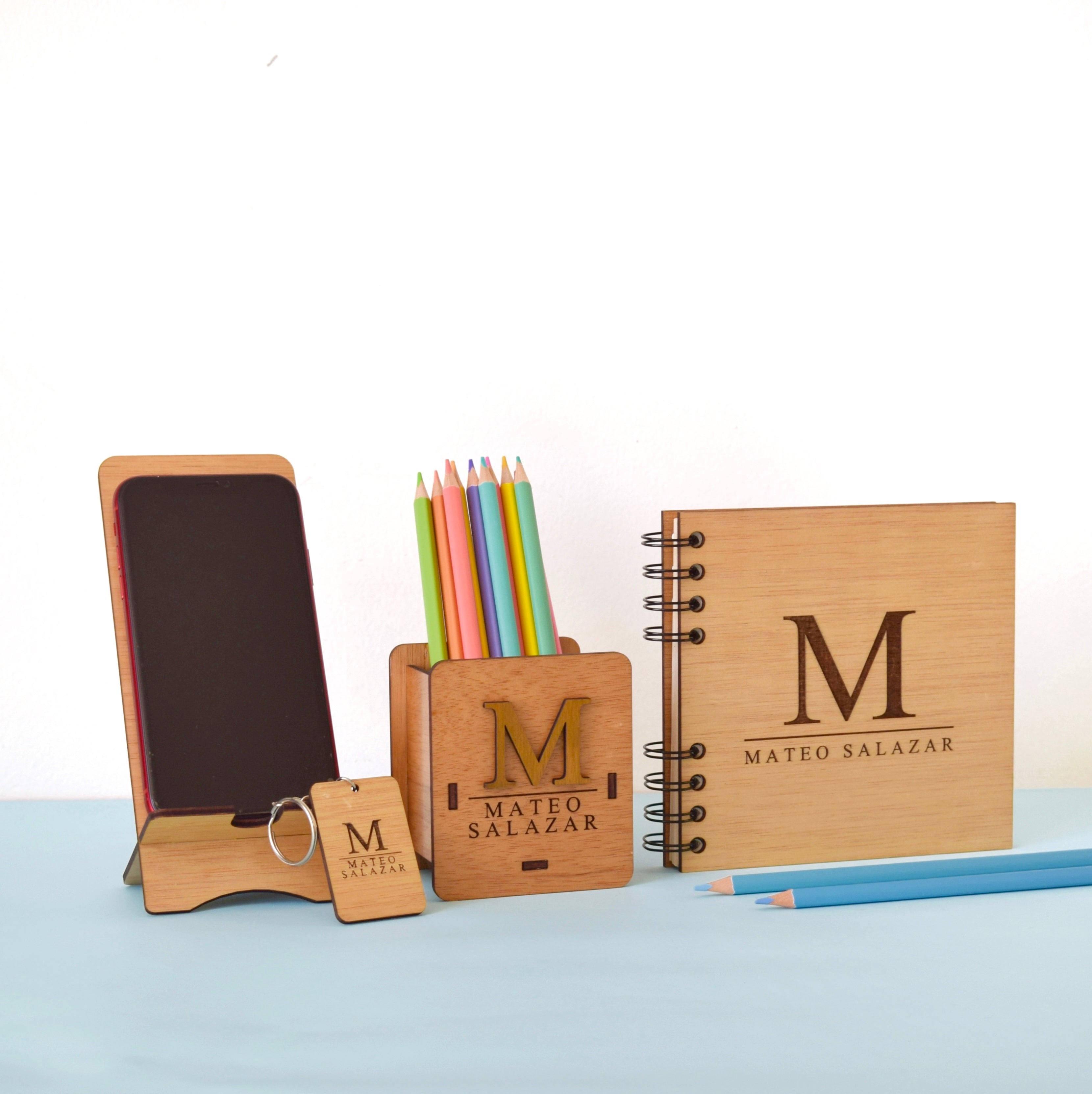 Kit de escritorio personalizado – Moal